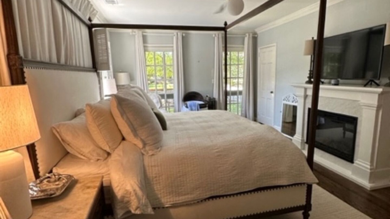 Photo of Bedroom in Forest Hills