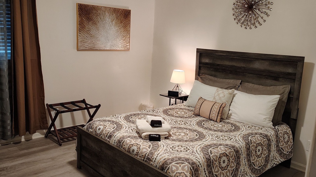 Photo of Bedroom in Crestline Heights