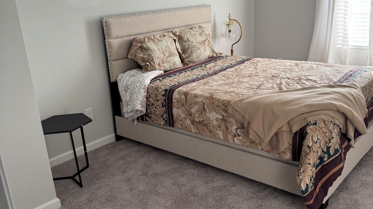 Photo of Bedroom in Lovejoy