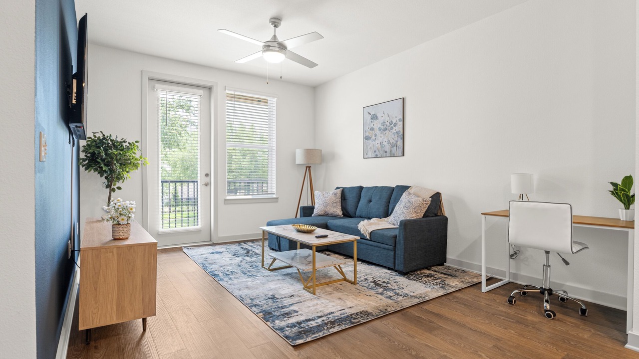 Photo of Livingroom in Arlington