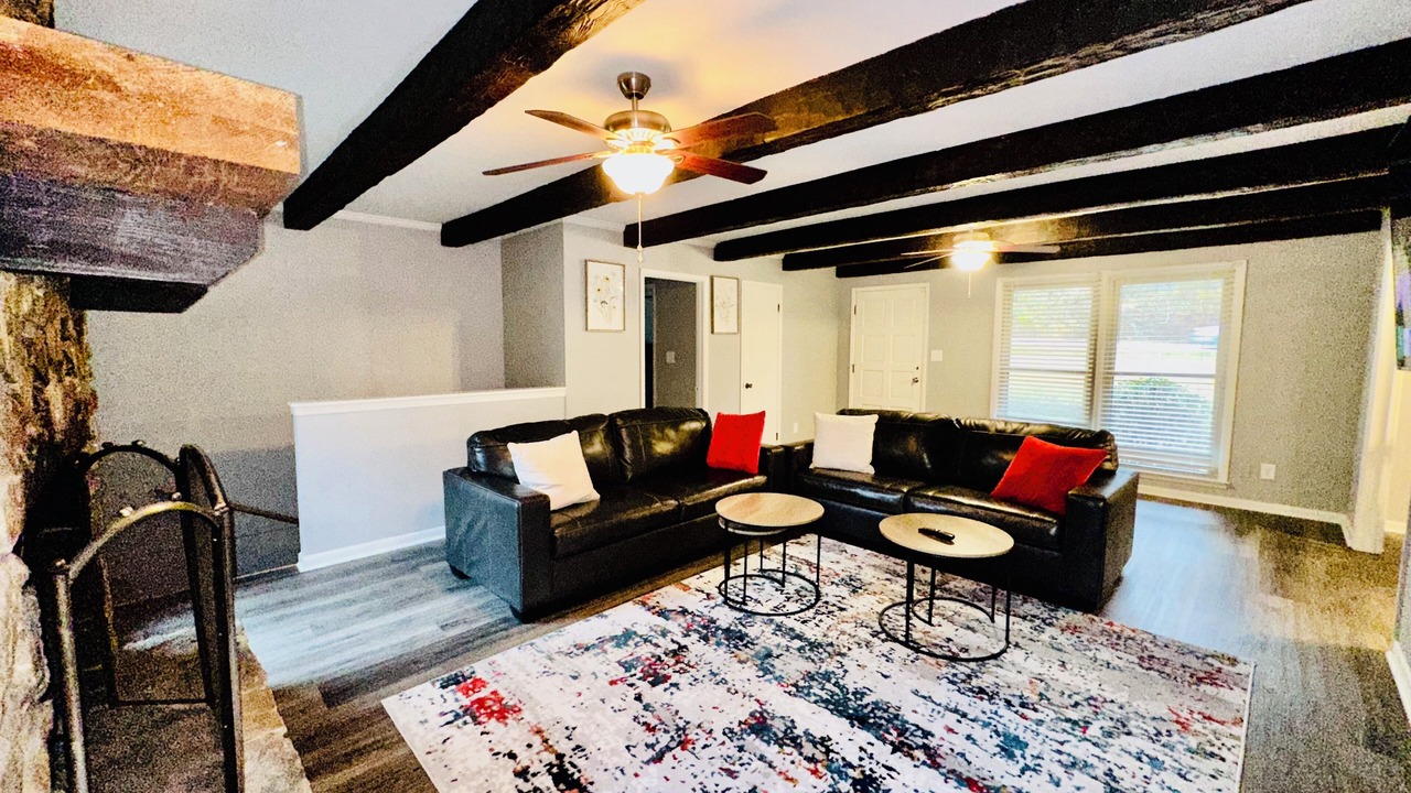 Photo of Livingroom in Acworth