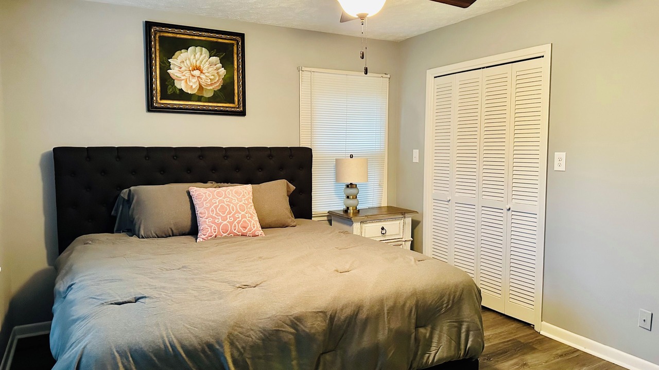 Photo of Bedroom in Acworth