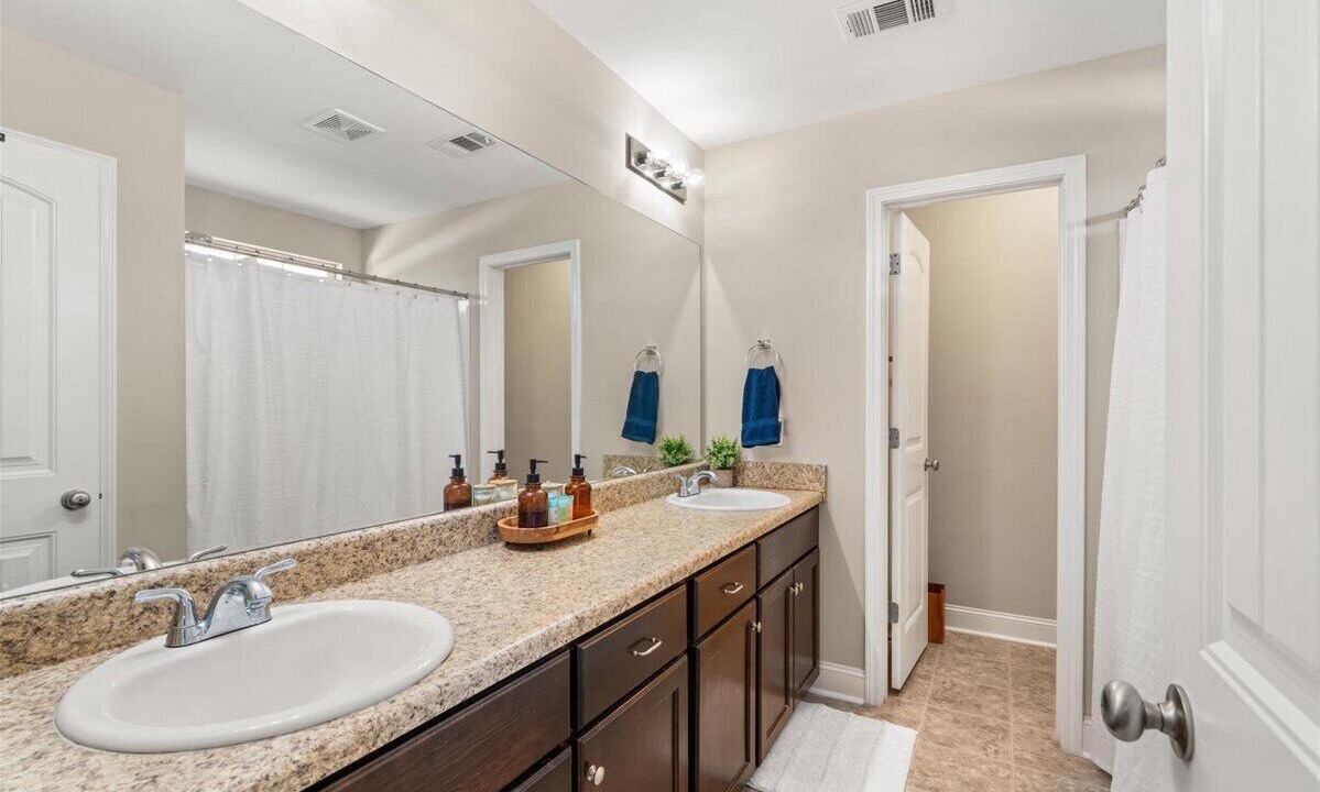 Photo of Bathroom in Savannah