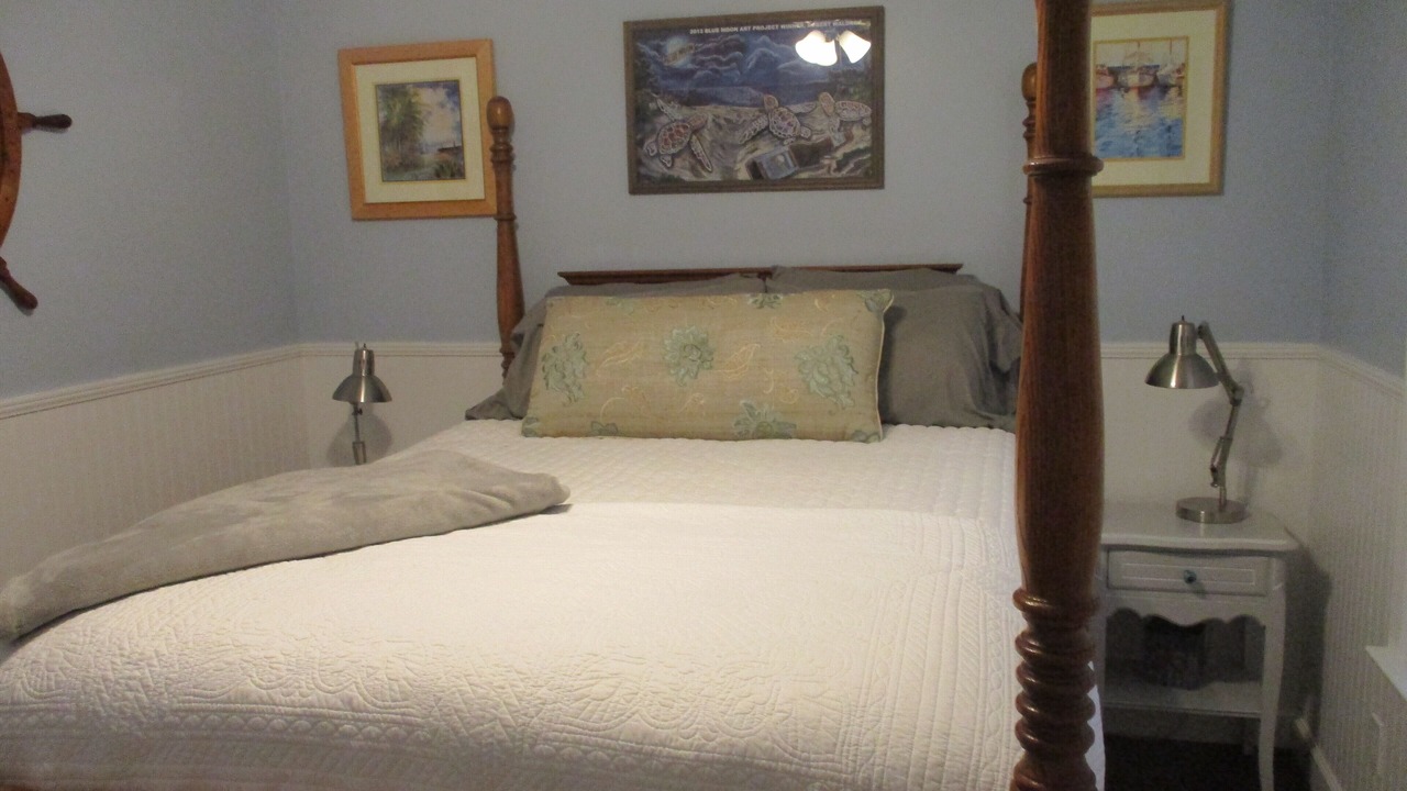Photo of Bedroom in Ocean Springs