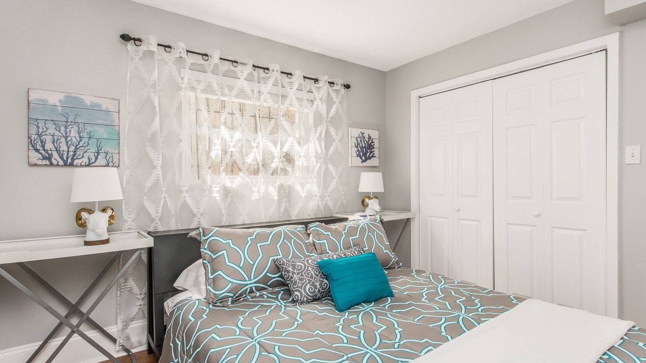 Photo of Bedroom in Midtown