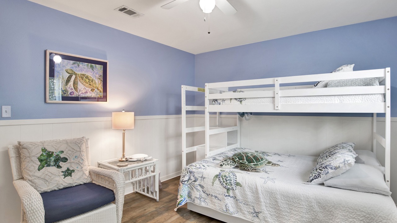 Photo of Bedroom in Holiday Harbor