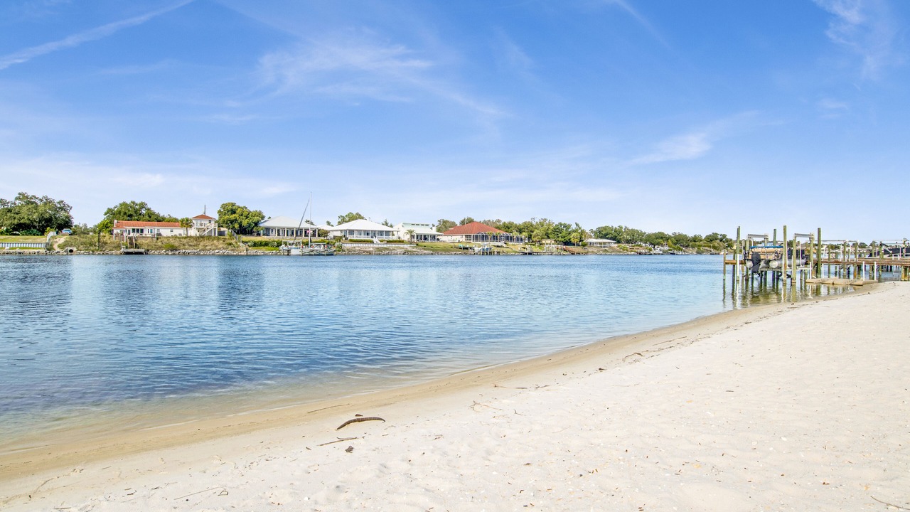 Photo of Others in Holiday Harbor