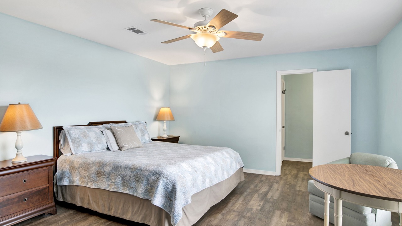 Photo of Bedroom in Holiday Harbor