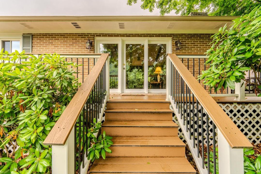 Photo of Patio Balcony in Frank