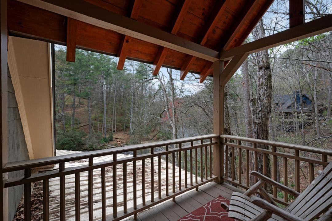 Photo of Patio Balcony in Ellijay