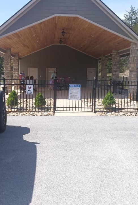Photo of Others in Dandridge