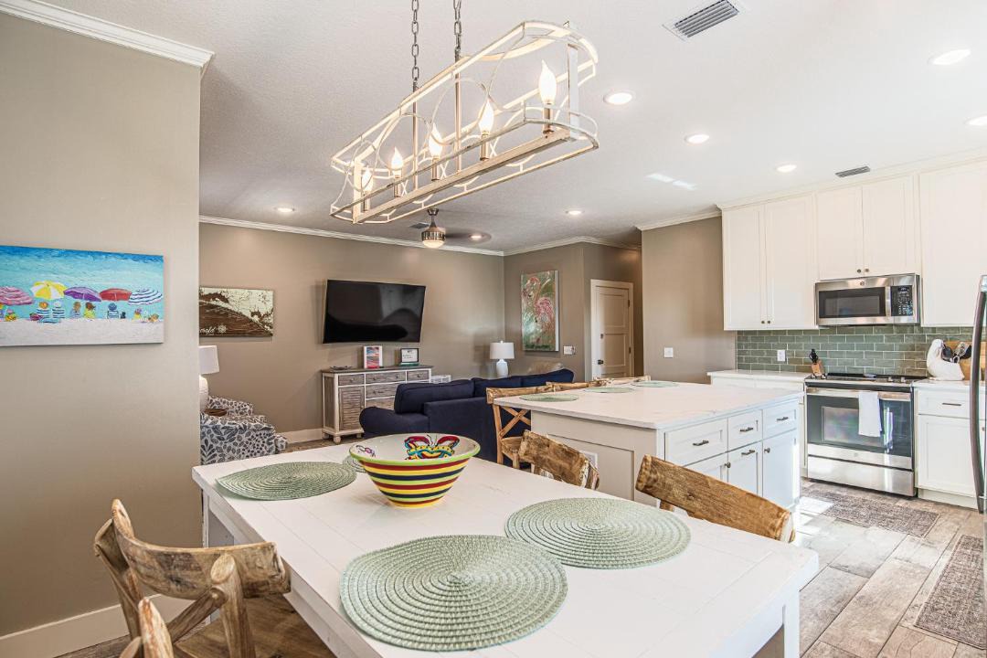 Photo of Kitchen in Laguna Beach