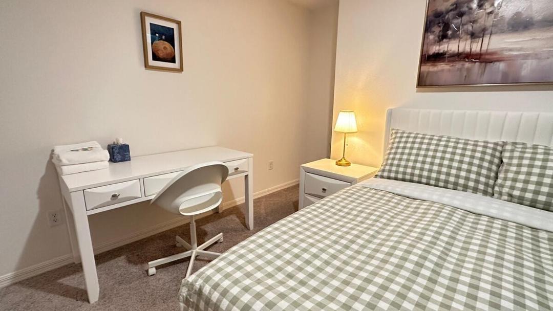 Photo of Bedroom in Northside