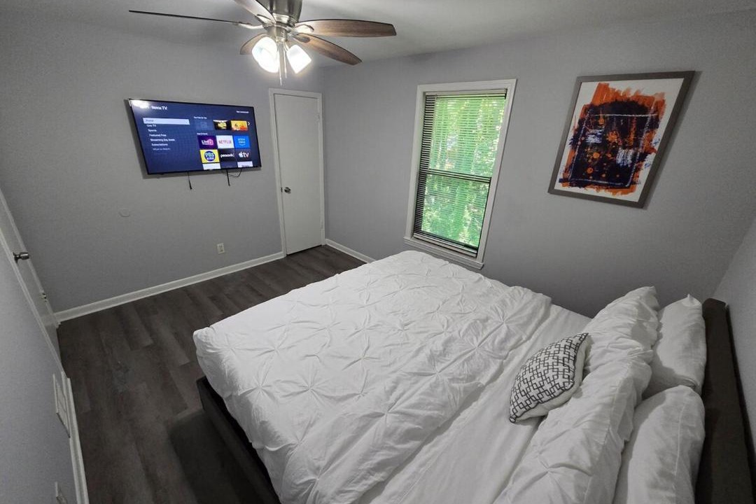 Photo of Bedroom in Forest Park