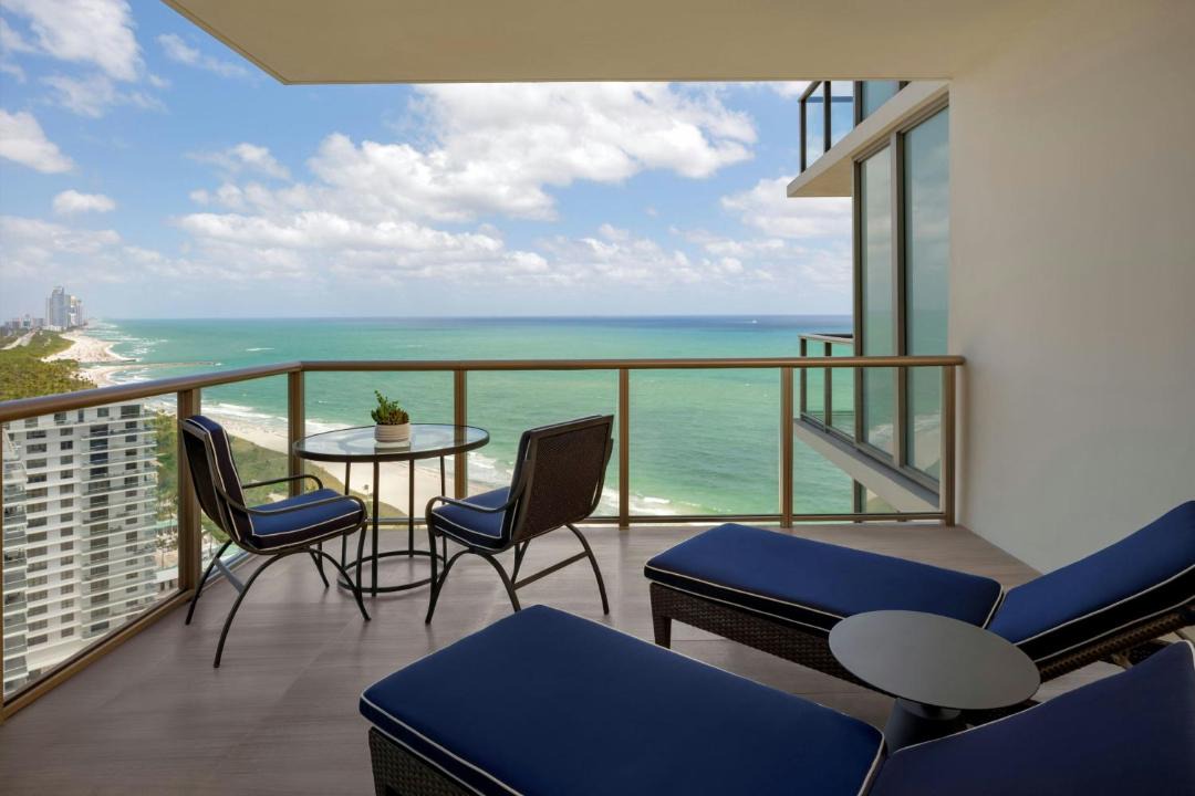 Photo of Patio Balcony in Bal Harbour