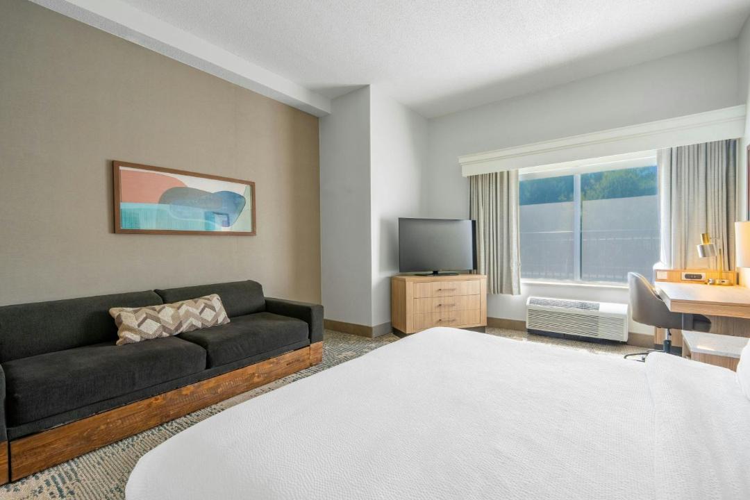 Photo of Bedroom in Town Center