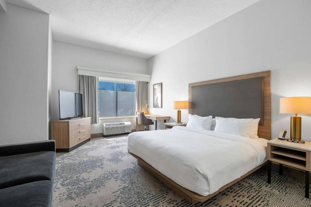 Photo of Bedroom in Town Center