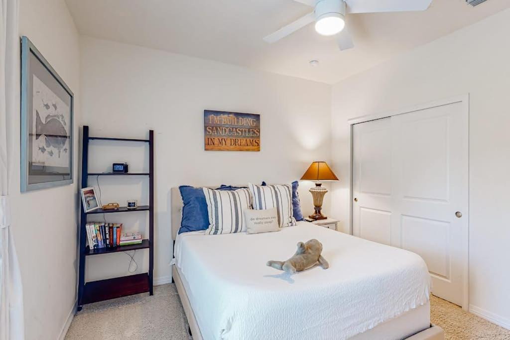 Photo of Bedroom in Ono Island