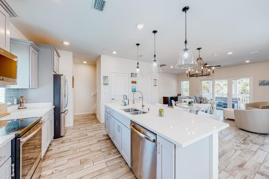 Photo of Kitchen in Ono Island