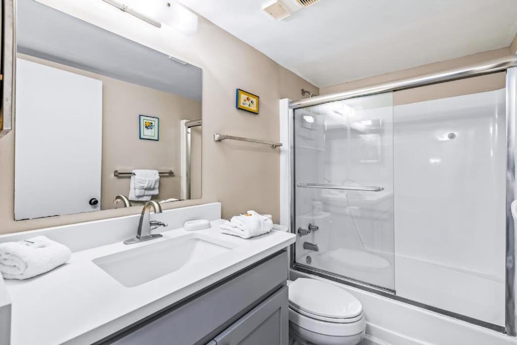 Photo of Bathroom in Sunnyside