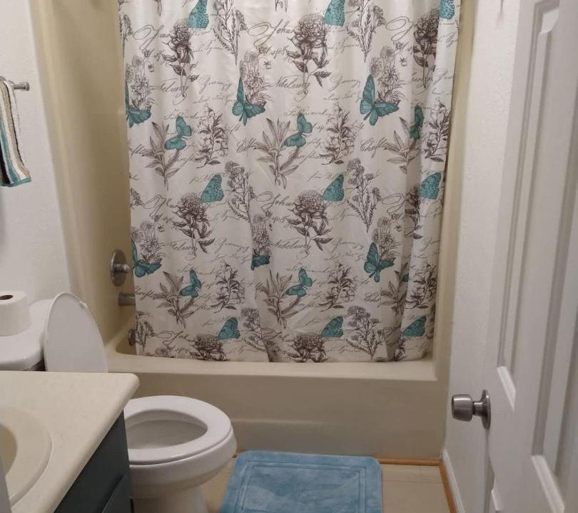 Photo of Bathroom in Dock Junction
