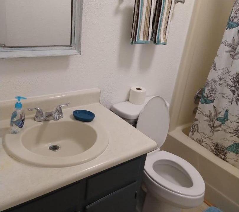 Photo of Bathroom in Dock Junction