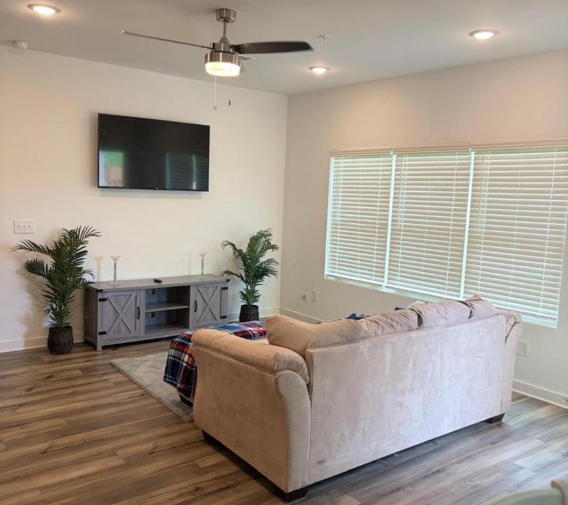 Photo of Livingroom in Morrow