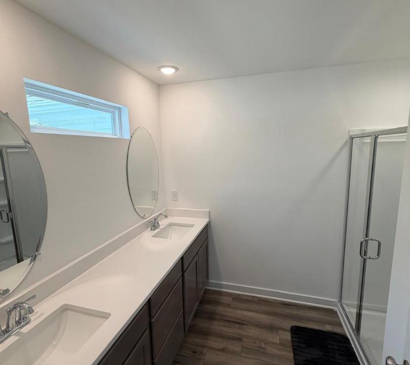 Photo of Bathroom in Morrow