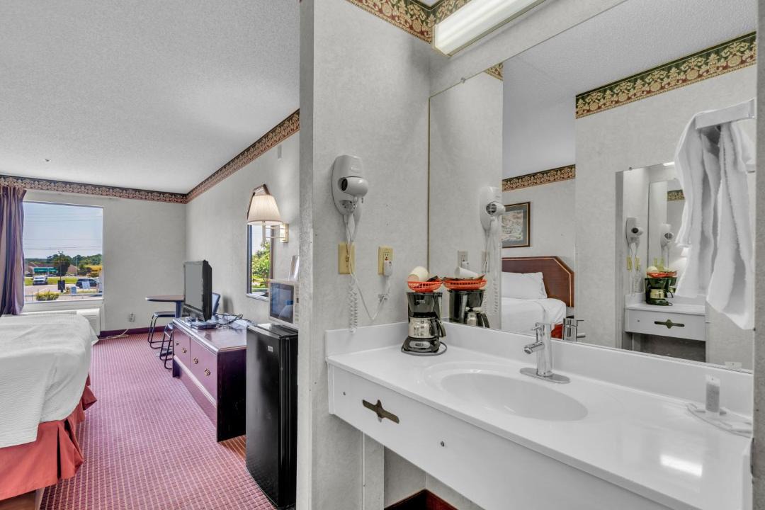 Photo of Bathroom in Gray