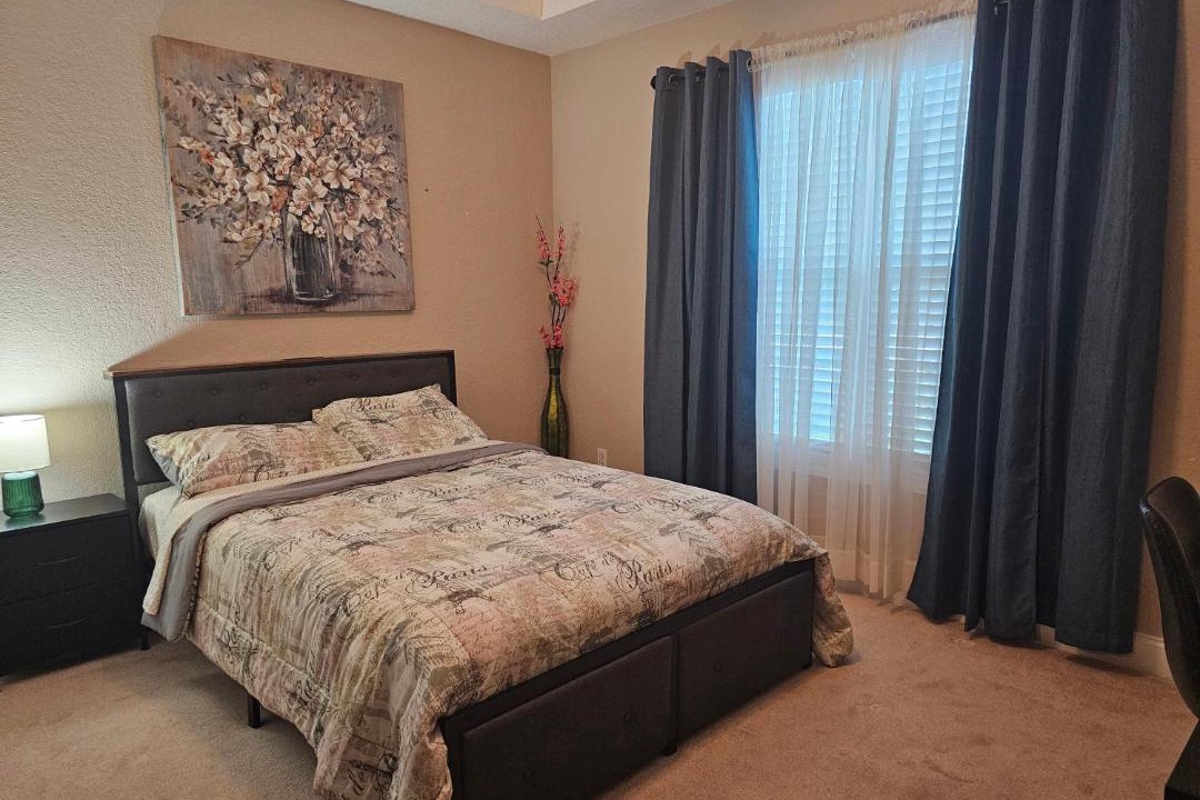 Photo of Bedroom in Centerville