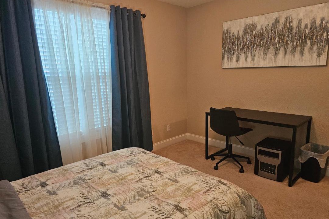 Photo of Bedroom in Centerville
