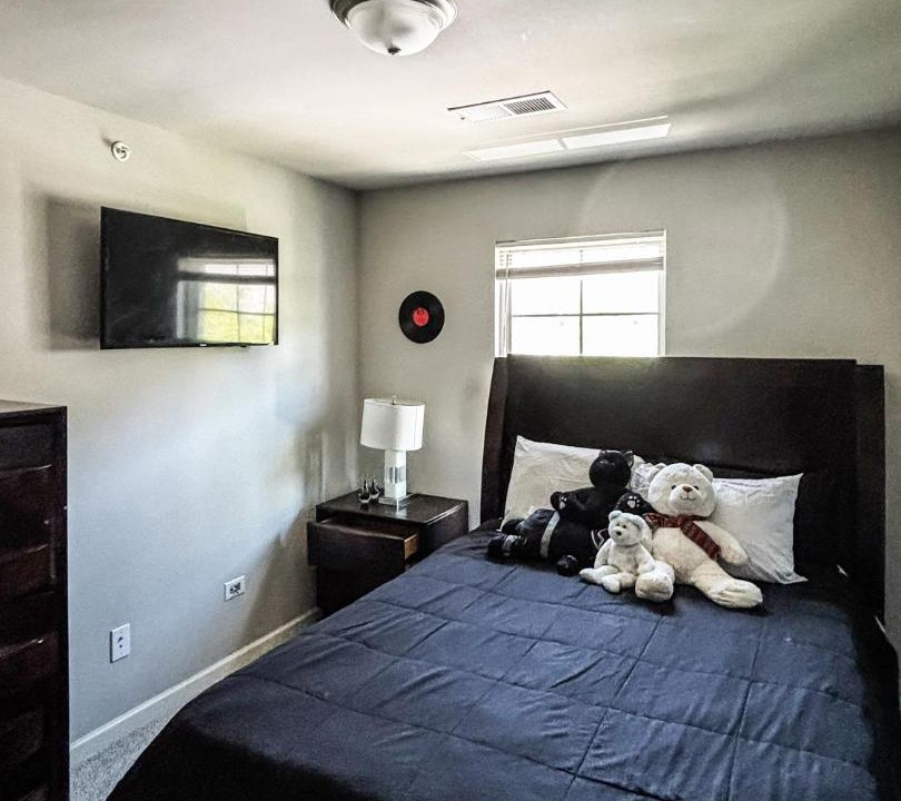 Photo of Bedroom in Irondale