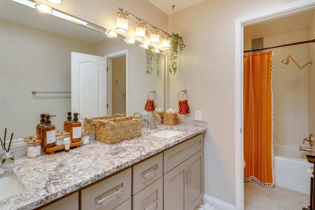 Photo of Bathroom in Northeast Heights