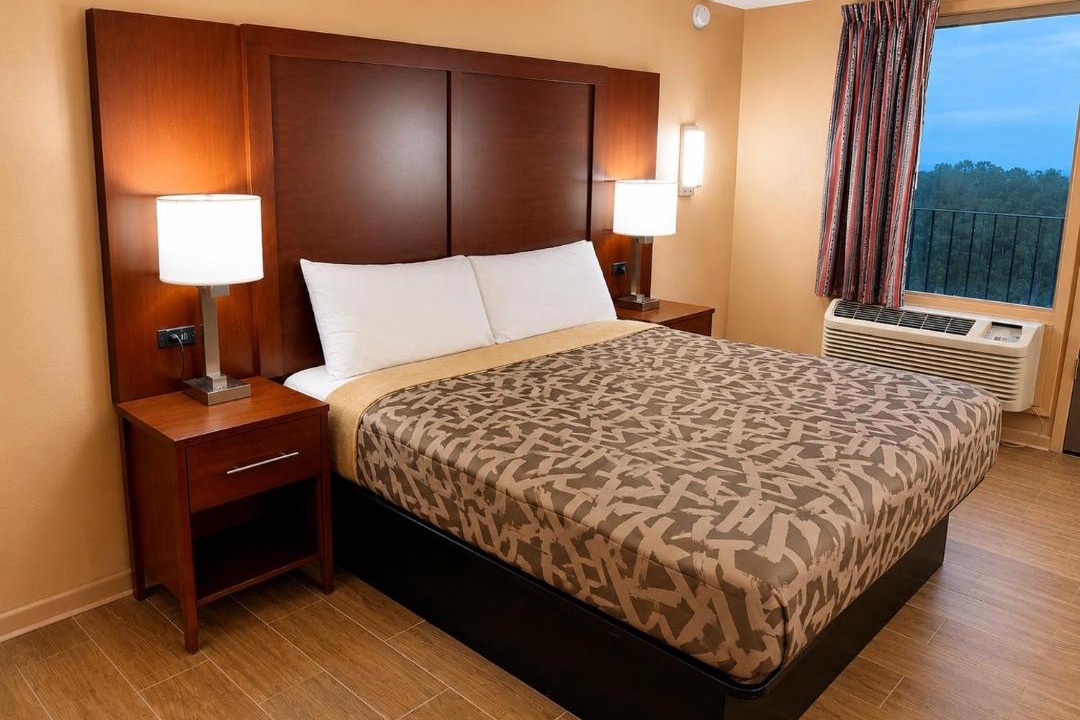 Photo of Bedroom in Guntersville