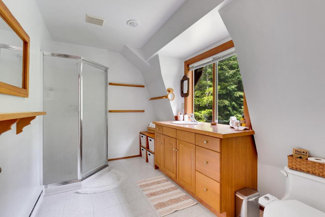 Photo of Bathroom in Marblemount