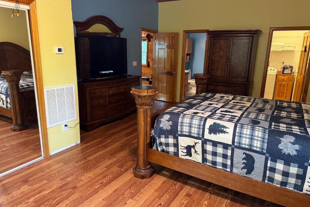 Photo of Bedroom in Cosby
