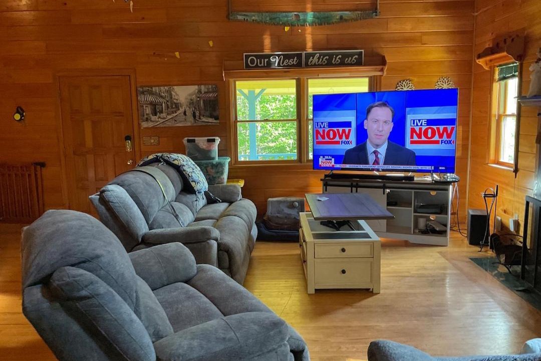 Photo of Livingroom in Cosby