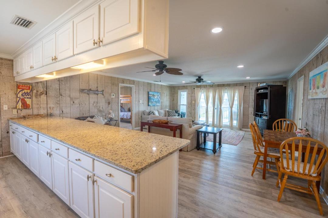 Photo of Kitchen in Silver Cay