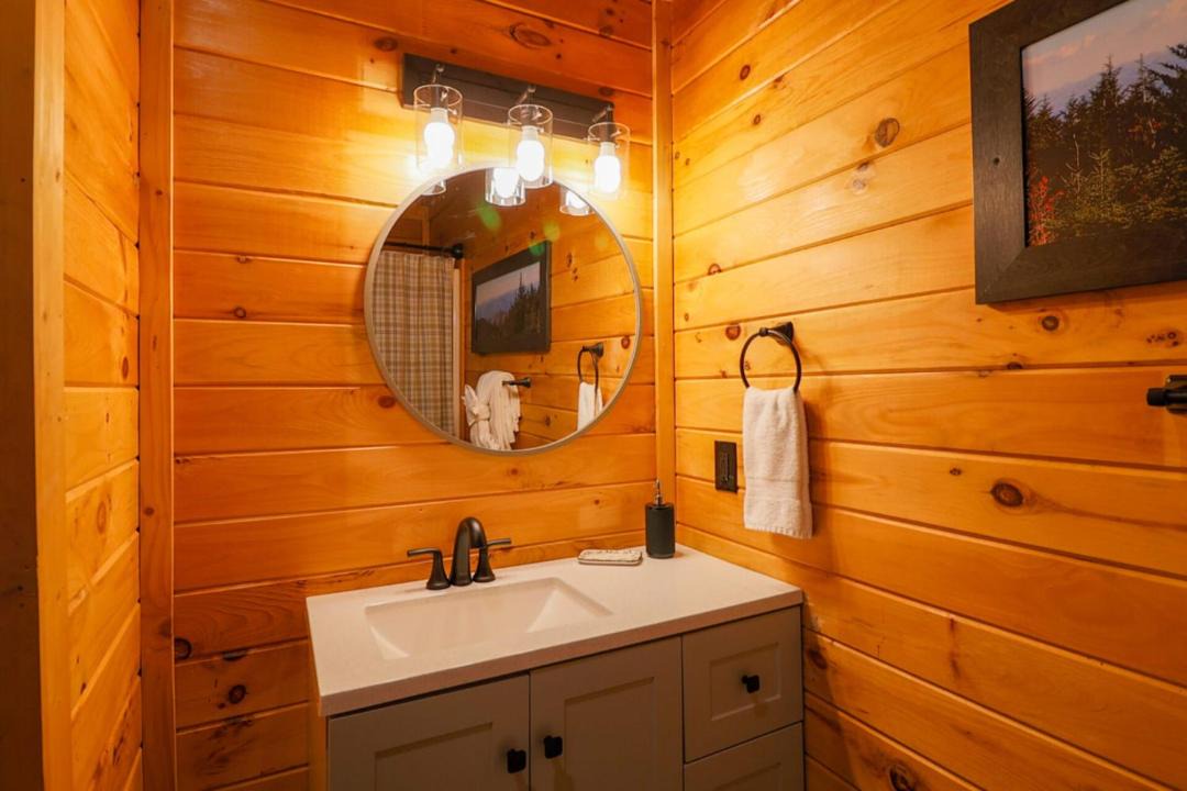 Photo of Bathroom in Sevierville