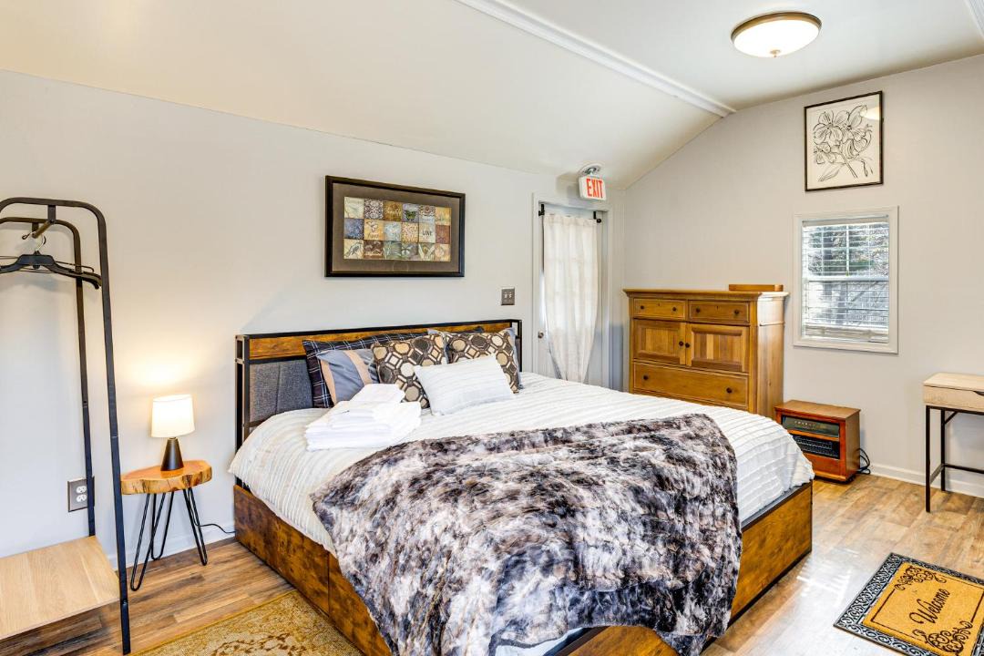Photo of Bedroom in Harvest