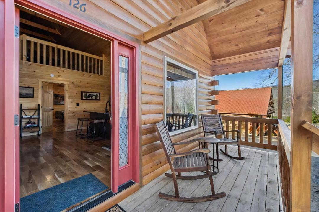 Photo of Others in White Oak Lodge