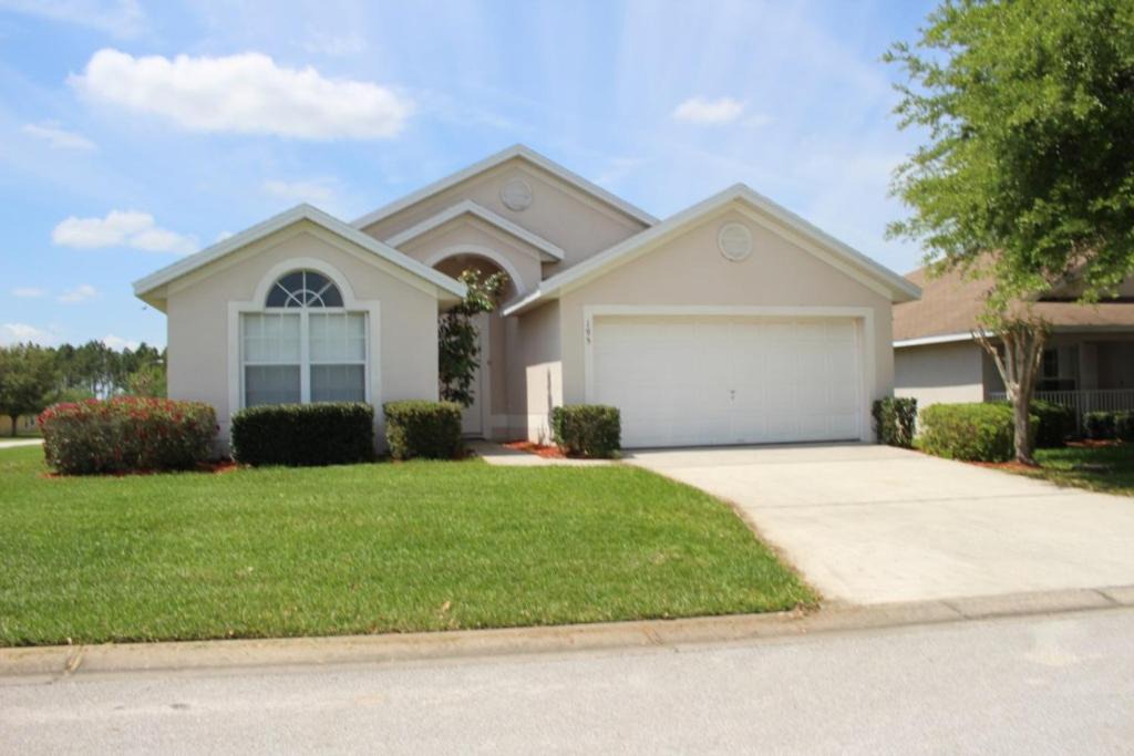Photo of Buildings in Florida Pines
