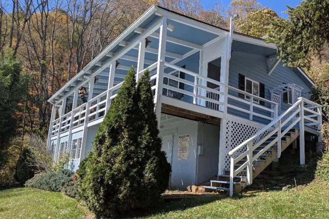 Photo of Others in Maggie Valley