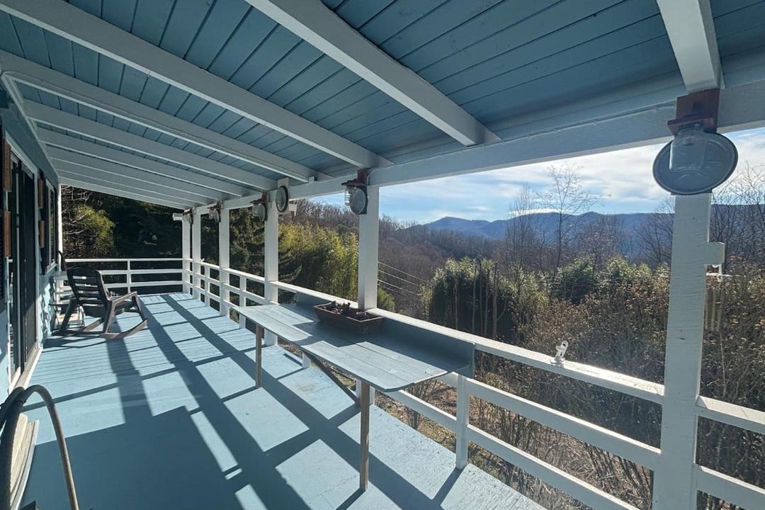 Photo of Patio Balcony in Maggie Valley