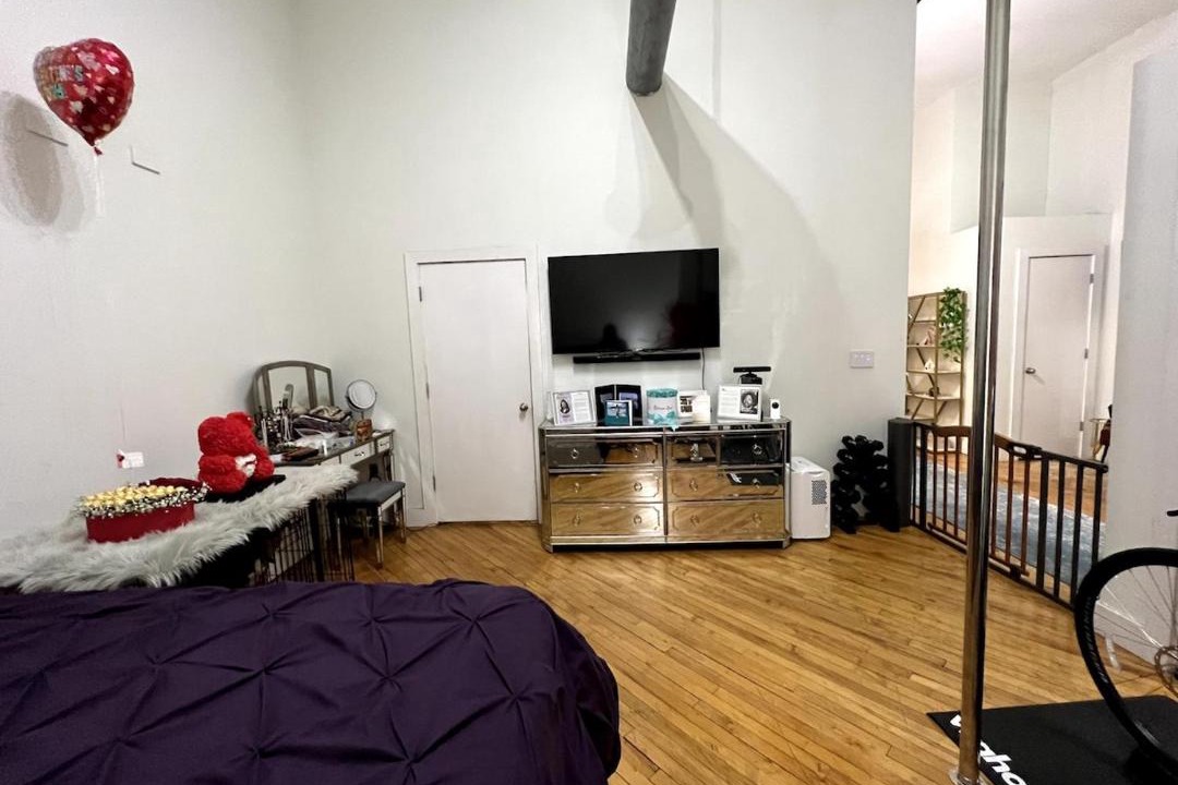 Photo of Bedroom in South Downtown