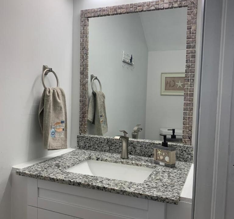 Photo of Bathroom in Iona