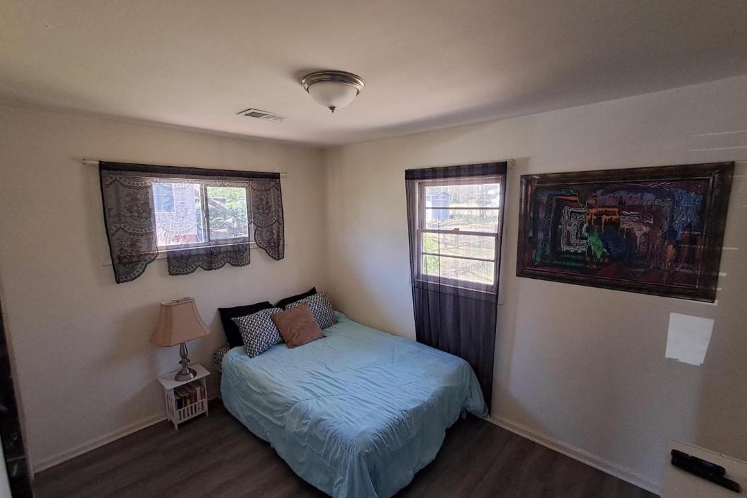 Photo of Bedroom in Forest Park