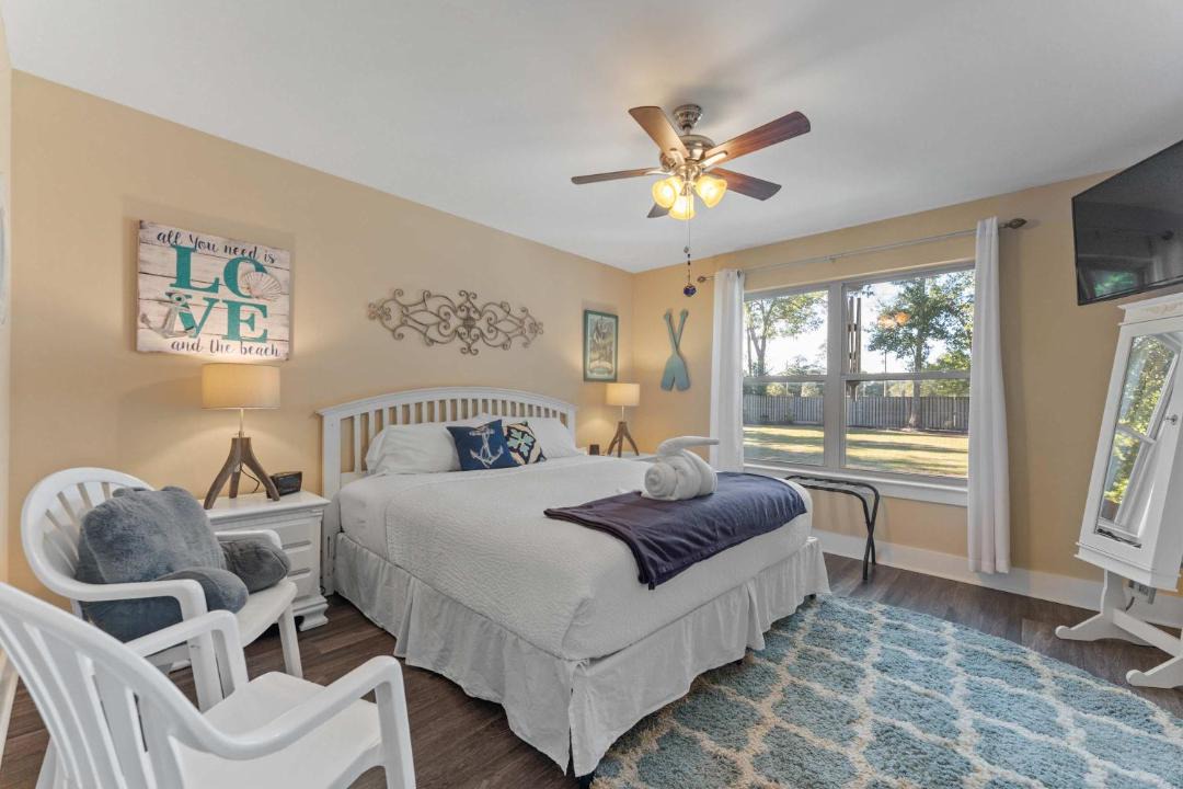 Photo of Bedroom in Foley