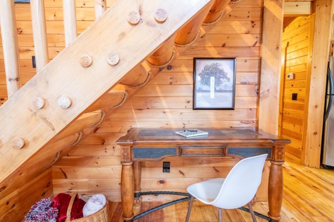 Photo of Others in White Oak Lodge