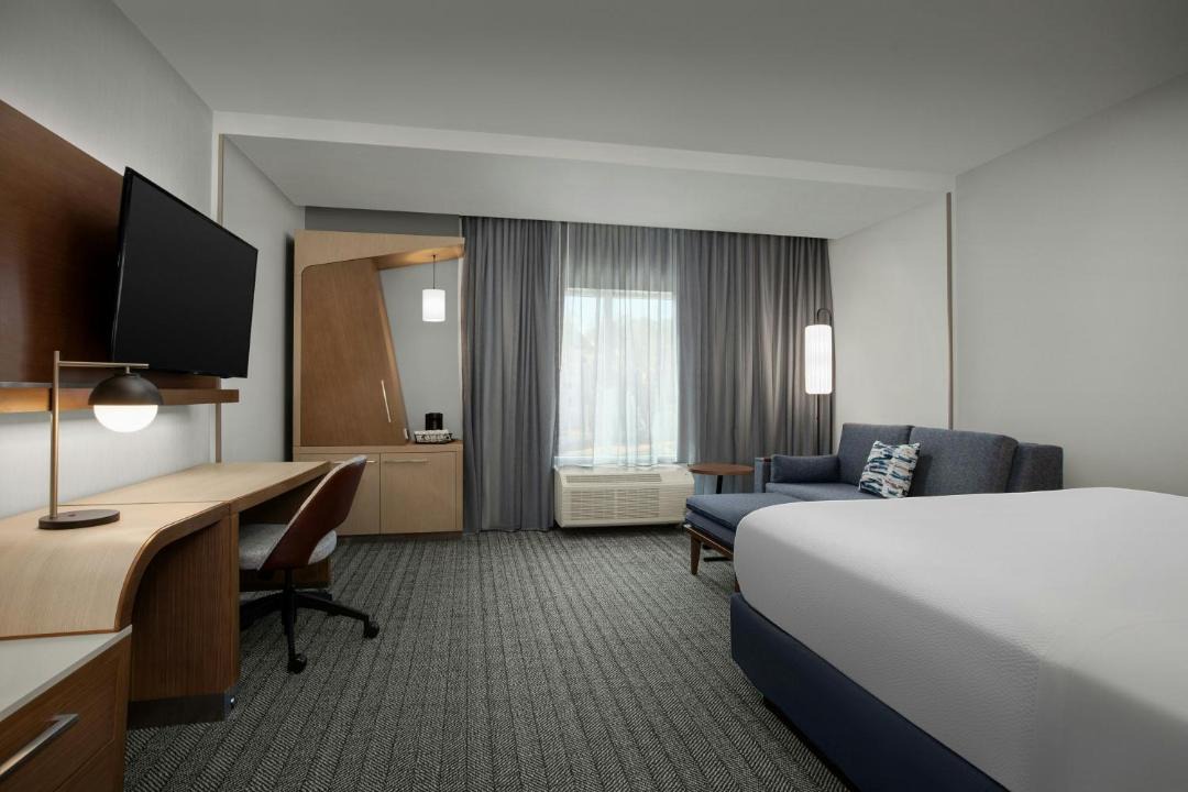 Photo of Bedroom in Town Center